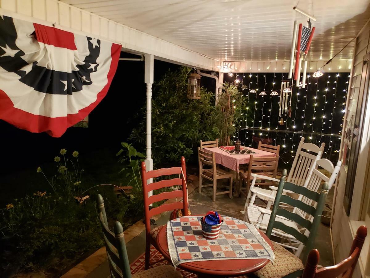 Blue Ridge Manor Bed And Breakfast Fancy Gap Exterior foto