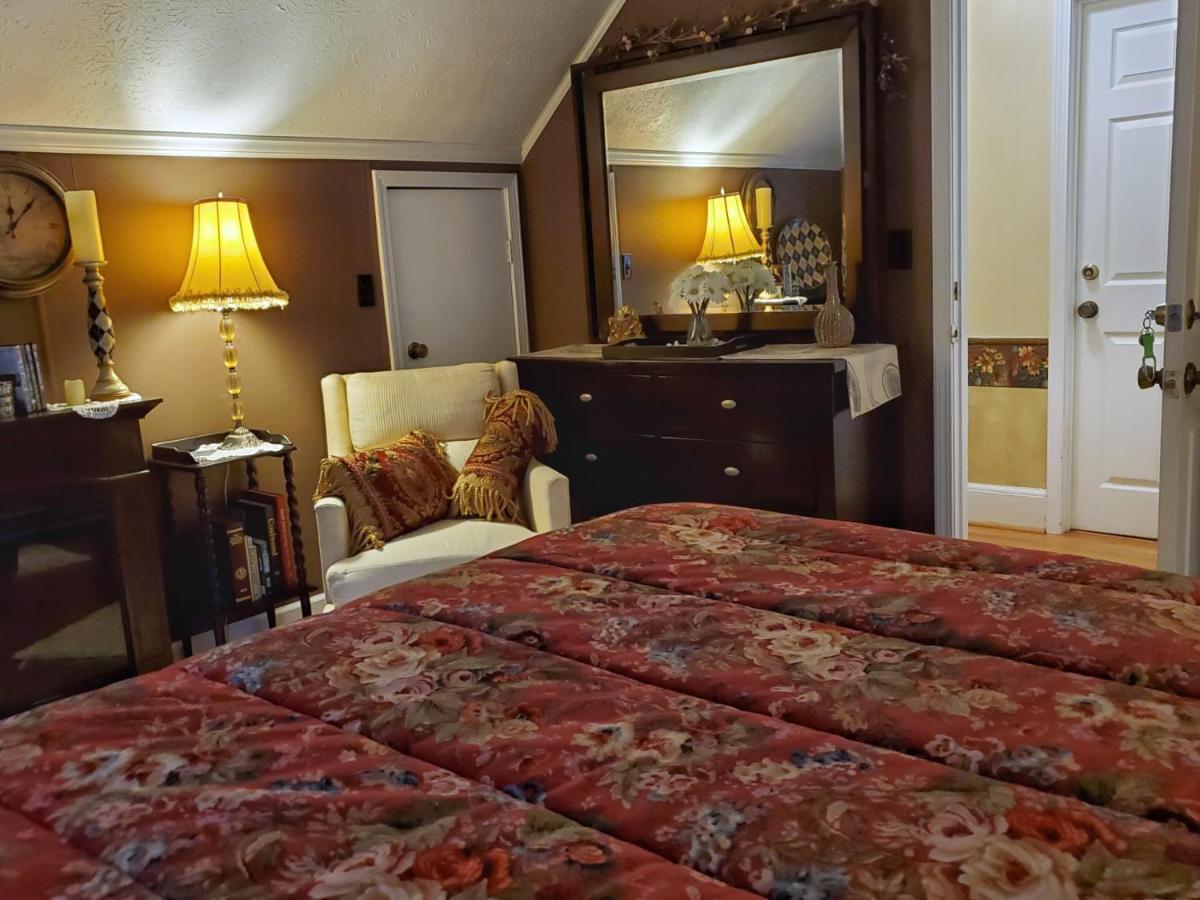 Blue Ridge Manor Bed And Breakfast Fancy Gap Exterior foto